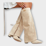Elegant high boots