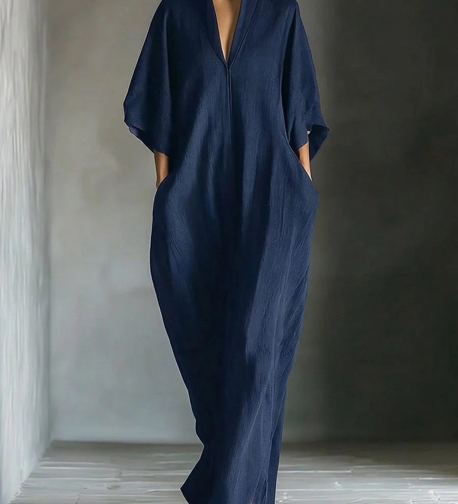 Long dress with 3/4 sleeves and V-neckline