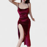 Gabriela - Velvet dress with a slit