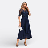 Lace dress with short sleeves
