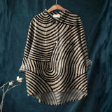 Marta - Casual shirt with a circle pattern