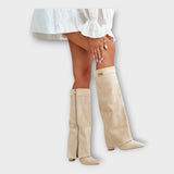 Elegant high boots