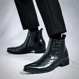 Elegant Lourenço leather boots