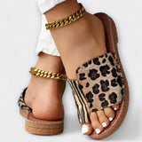 Dvobojne sandale s leopard uzorkom