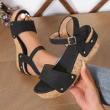 Daniela – Elegantne platforme