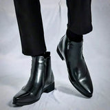 Elegant Lourenço leather boots