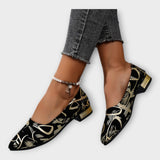Elegant ballet flats with sophisticated details
