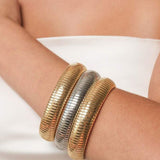 Grooved bracelet