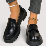 Practical and elegant loafers