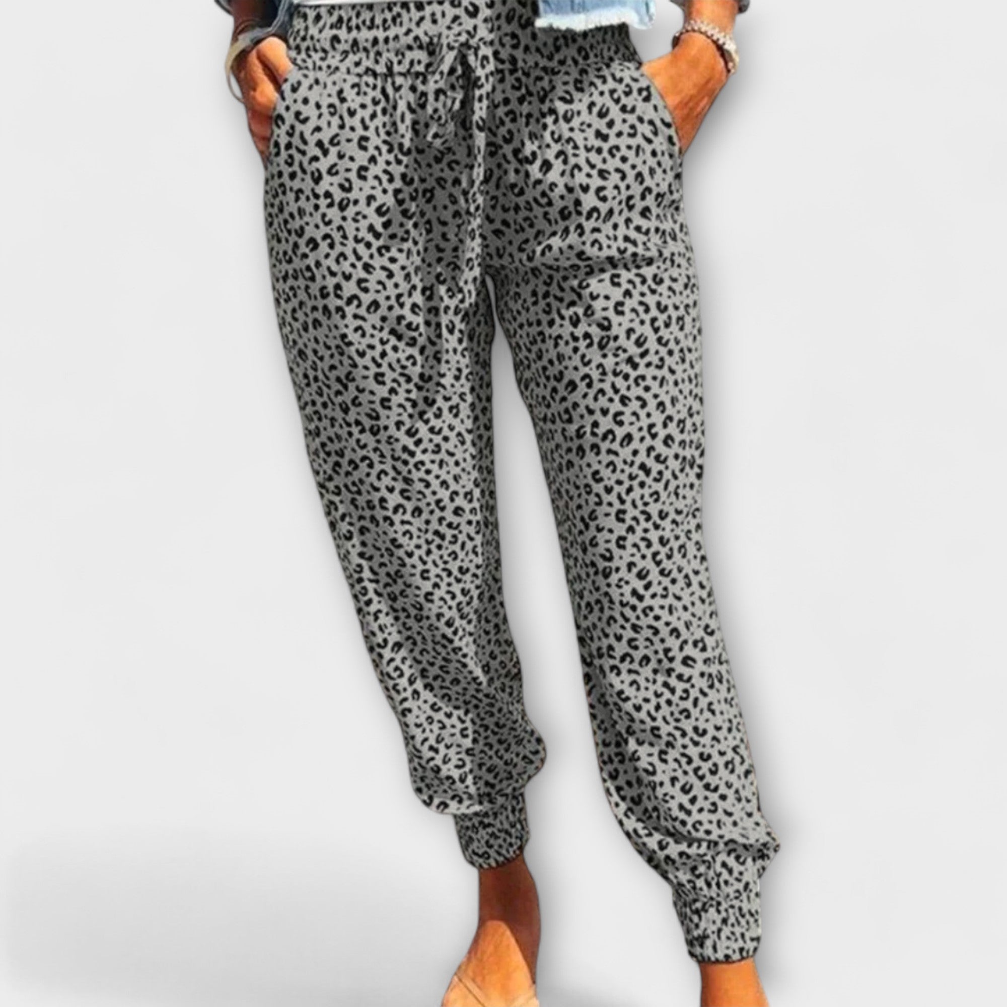 Leopard print wide-leg trousers