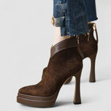 Dora - Modern Boots with Comfort and Style