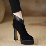 Dora - Modern Boots with Comfort and Style