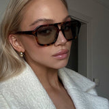 Sara's sunglasses