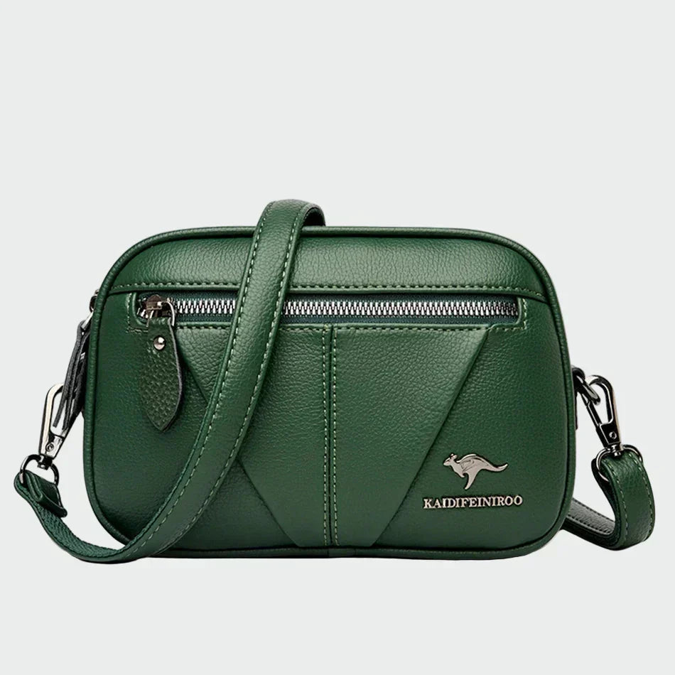 Leather bag with timeless elegance