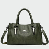 Elegant shoulder bag with a classic design