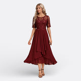 Lace dress with short sleeves