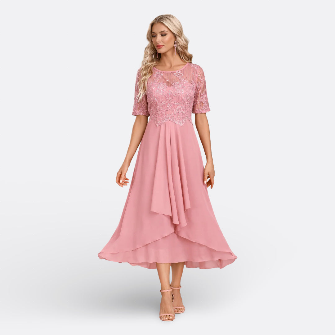 Mariana short-sleeved lace dress