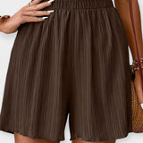 Elegant pleated trousers