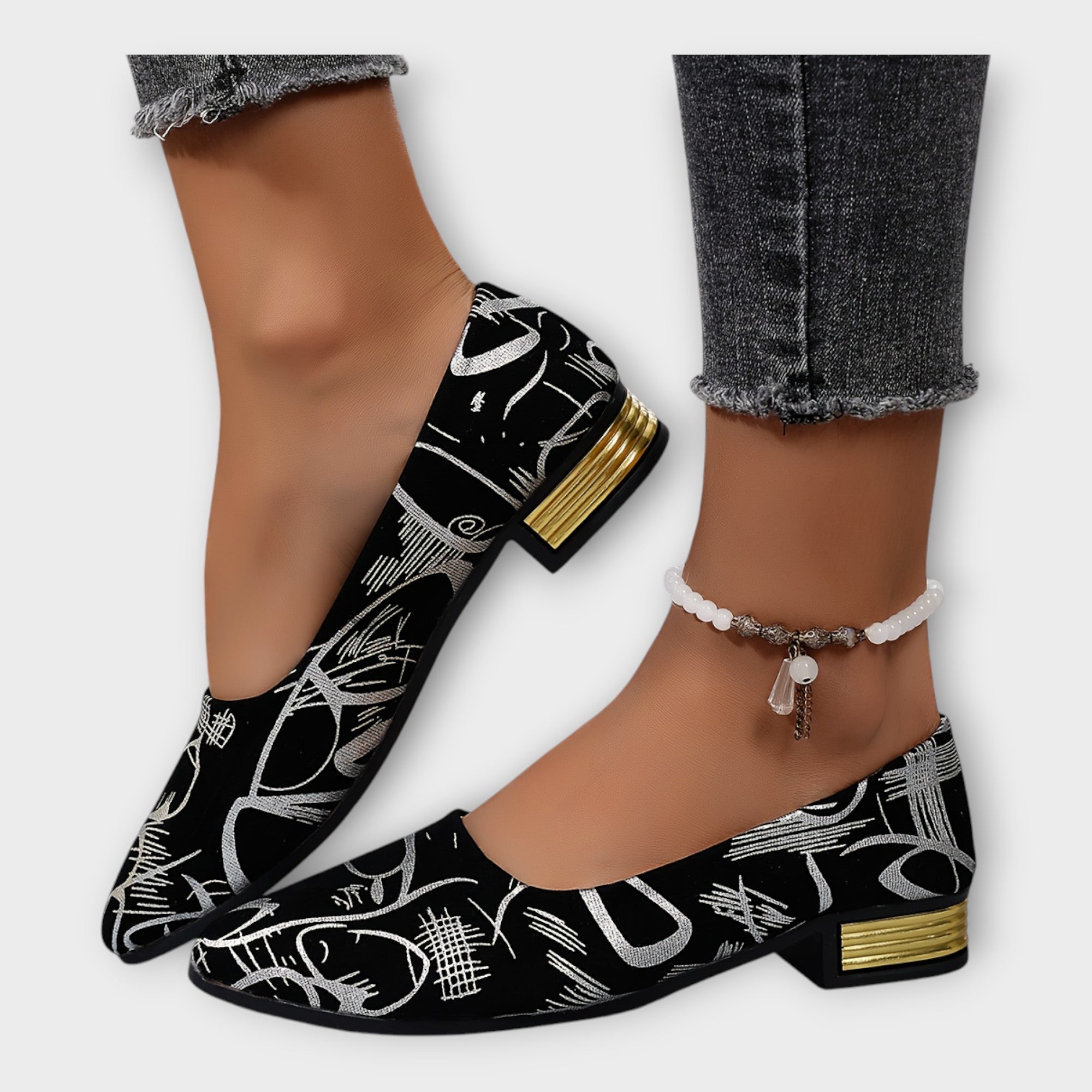 Elegant ballet flats with sophisticated details