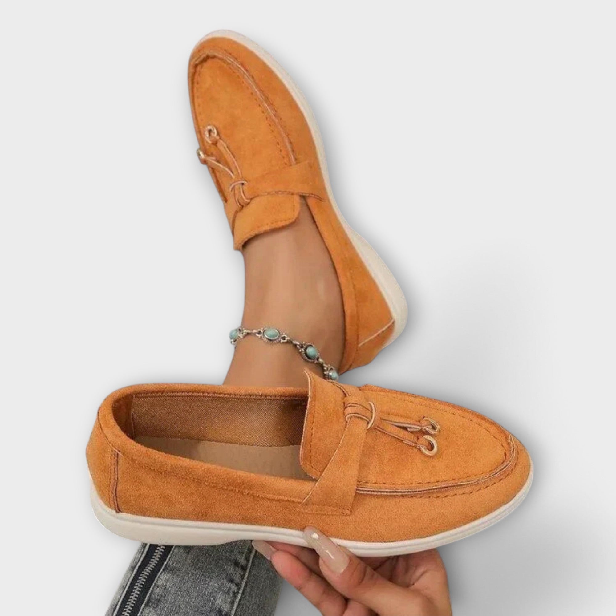 Women's beige moccasins with laces