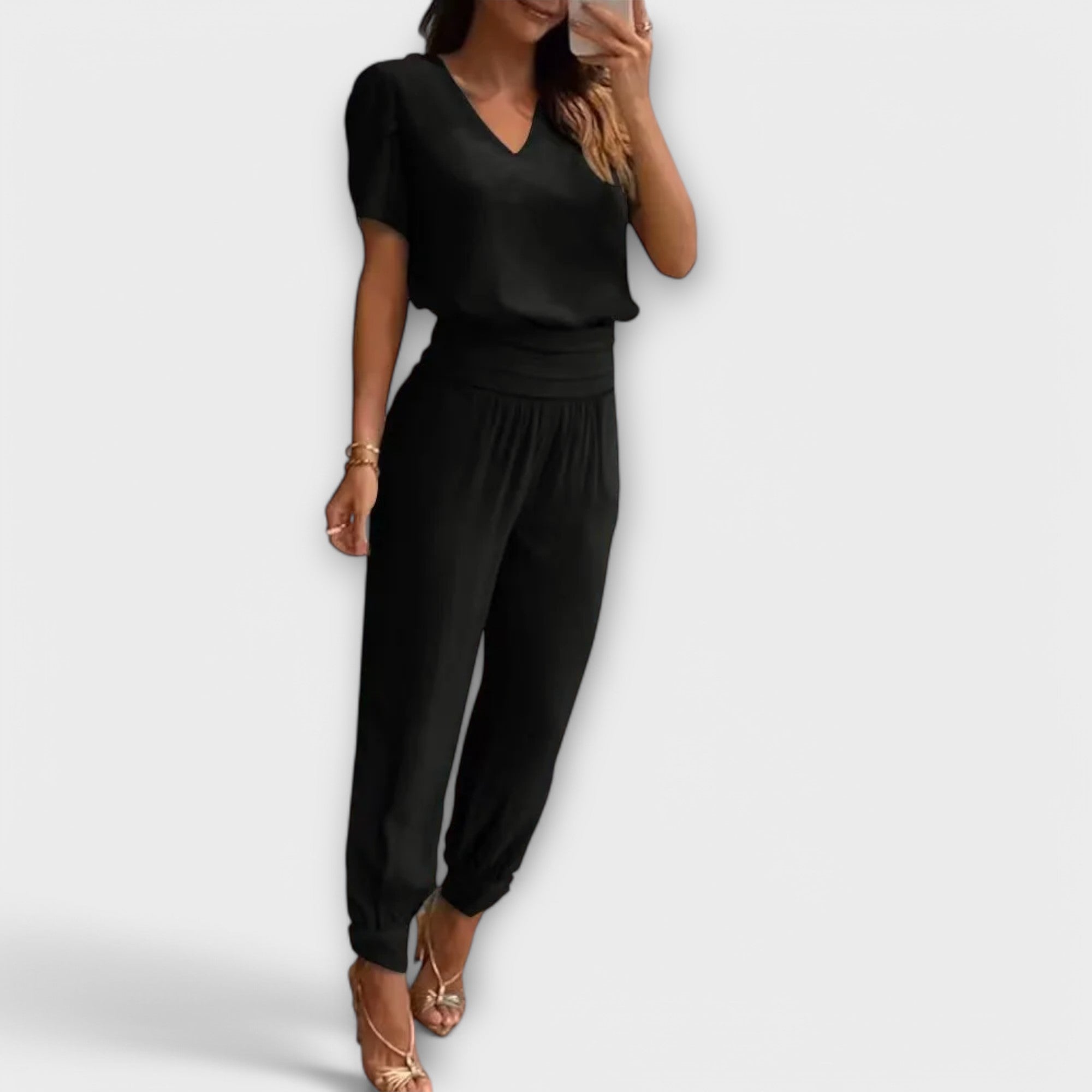 Irmelinda - Elegantan set majice i hlača