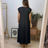 Ana - Dress made of comfortable material