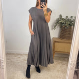 Ana - The Dress of Everlasting Comfort