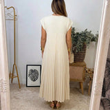 Ana - Dress made of comfortable material