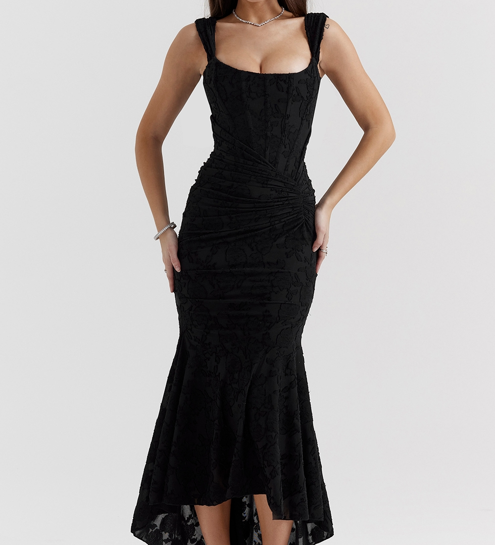 Maxi haljina Nalina u elegantnoj izvedbi